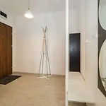 Cozy Apartment Near Old Town - Free Parking Apartment *