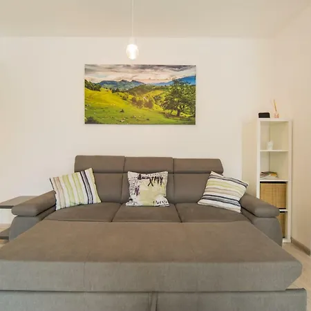 Schiller 57 - Free Private Parking Apartment *