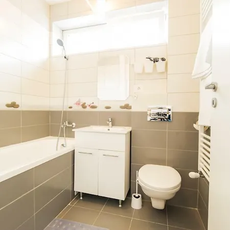 Cozy Near Old Town - Free Parking Appartement Braşov