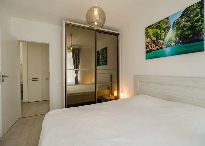 Apartment Schiller 57 - Free Private Parking Brasov